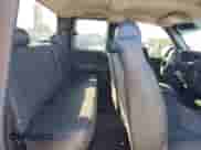 2006 Chevrolet Silverado 1500 Work Truck z VIN 1GCEC19X86Z288146, wystawiony jako Copart lot #91110165 z przebiegiem 337 899 mil mil oraz Czysty tytuł • Clean title. Historia ofert i sprzedaży dostępna na DreamBid. Obrazek 10.