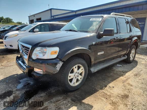 2007 Ford Explorer XLT with VIN 1FMEU73807UB50869, listed as a Copart auction lot 66436975 with 218,418 mi miles and Non repairable. Bid and sale history available at DreamBid. Image 1.