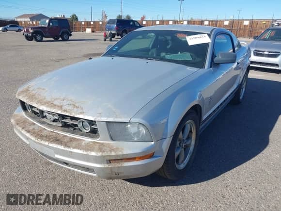 2006 Ford Mustang Standard с VIN 1ZVFT80N665131468, выставлен на аукционе IAAI как лот 43508854 с пробегом 105 634 миль миль и . История ставок и продаж доступна на DreamBid. Изображение 2.