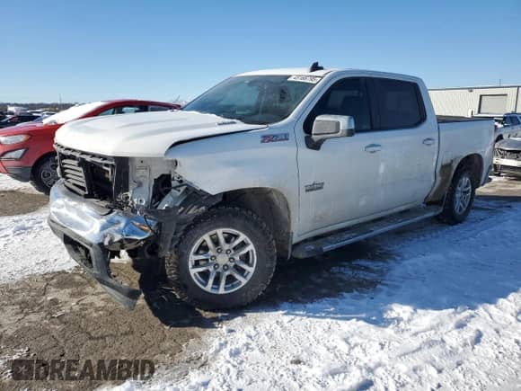 2020 Chevrolet Silverado 1500 LT с VIN 3GCUYDET3LG292120, выставлен на аукционе Copart как лот 45166795 с пробегом 72 714 миль миль и Списание • Salvage title. История ставок и продаж доступна на DreamBid. Изображение 1.