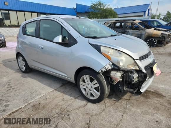 2014 Chevrolet Spark LS с VIN KL8CB6S94EC579708, выставлен на аукционе Copart как лот 66388055 с пробегом 169 990 миль миль и Списание • Salvage title. История ставок и продаж доступна на DreamBid. Изображение 4.