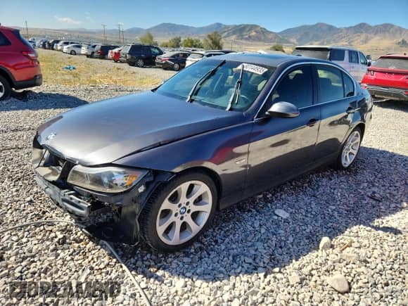 2006 BMW 3 Series 330i с VIN WBAVB335X6KR77746, выставлен на аукционе Copart как лот 80144935 с пробегом 123 424 миль миль и Списание • Salvage title. История ставок и продаж доступна на DreamBid. Изображение 1.