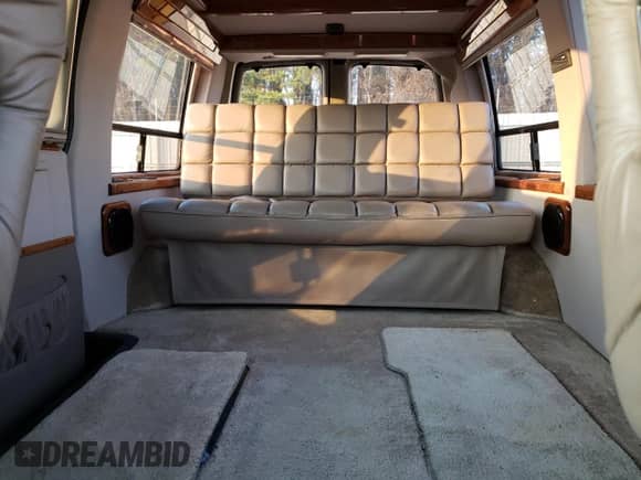1999 Chevrolet Express с VIN 1GBFG15R7X1036862, выставлен на аукционе Copart как лот 43567815 с пробегом 66 764 миль миль и Списание • Salvage title. История ставок и продаж доступна на DreamBid. Изображение 10.