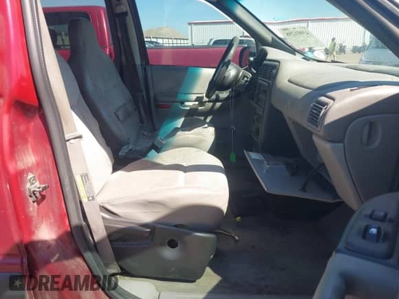 2004 Chevrolet Venture Plus с VIN 1GNDU03E14D206978, выставлен на аукционе IAAI как лот 43001298 с пробегом 236 943 миль миль и . История ставок и продаж доступна на DreamBid. Изображение 5.
