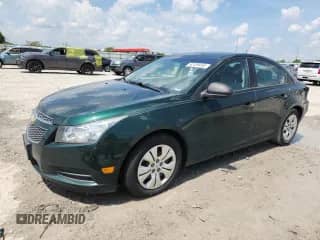 2014 Chevrolet Cruze LS with VIN 1G1PB5SH3E7142570, listed as a Copart auction lot 62499495 with 173,958 mi miles and Salvage title. Bid and sale history available at DreamBid. Image 1.