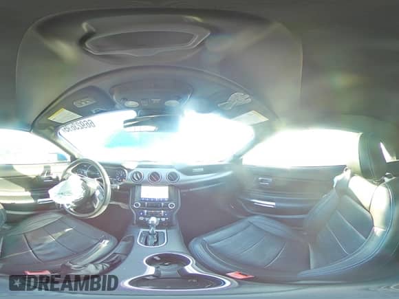 2019 Ford Mustang EcoBoost с VIN 1FATP8UHXK5121136, выставлен на аукционе Copart как лот 66923695 с пробегом 68 026 миль миль и На запчасти • Non repairable. История ставок и продаж доступна на DreamBid. Изображение 14.