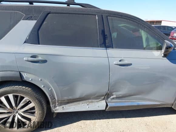 2022 Nissan Pathfinder Platinum с VIN 5N1DR3DH7NC201260, выставлен на аукционе IAAI как лот 41348472 с пробегом 63 128 миль миль и . История ставок и продаж доступна на DreamBid. Изображение 12.