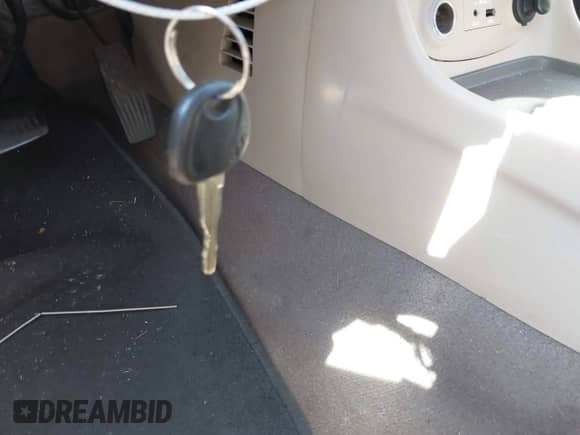 2011 Hyundai Accent GLS z VIN KMHCN4AC0BU573227, wystawiony jako IAAI lot #42934898 z przebiegiem Nie podano mil oraz . Historia ofert i sprzedaży dostępna na DreamBid. Obrazek 11.