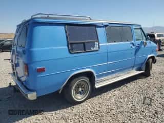 1985 Chevrolet Chevy Van with VIN 1GBEG25H3F7129821, listed as a Copart auction lot 67492145 with 86,574 mi miles and Clean title. Bid and sale history available at DreamBid. Image 3.