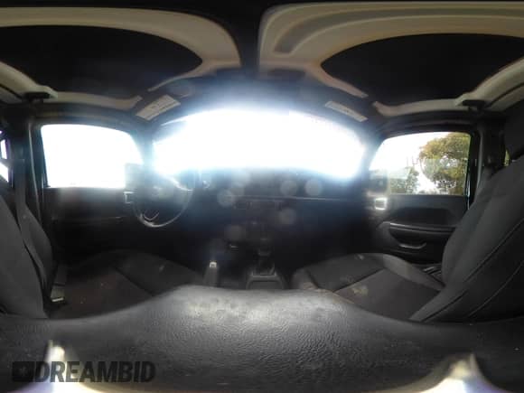 2021 Jeep Wrangler Unlimited 80th Anniversary with VIN 1C4HJXDG6MW662281, listed as a IAAI auction lot 43194178 with 52,603 mi miles and . Bid and sale history available at DreamBid. Image 19.