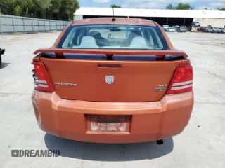 2008 Dodge Avenger SXT z VIN 1B3LC56R78N204124, wystawiony jako Copart lot #71372734 z przebiegiem 124 673 mil mil oraz Szkoda całkowita • Salvage title. Historia ofert i sprzedaży dostępna na DreamBid. Obrazek 6.