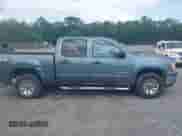2011 GMC Sierra 1500 SL z VIN 3GTP2UEA0BG333489, wystawiony jako IAAI lot #42434038 z przebiegiem 286 560 mil mil oraz . Historia ofert i sprzedaży dostępna na DreamBid. Obrazek 13.