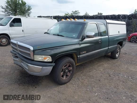 1996 Dodge 2500 with VIN 1B7KC23C6TJ168239, listed as a IAAI auction lot 43289834 with 359,921 mi miles and . Bid and sale history available at DreamBid. Image 17.
