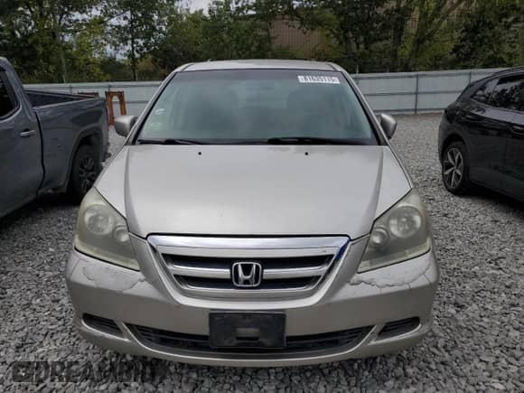 2007 Honda Odyssey EX z VIN 5FNRL38457B437320, wystawiony jako Copart lot #81635115 z przebiegiem 170 598 mil mil oraz Czysty tytuł • Clean title. Historia ofert i sprzedaży dostępna na DreamBid. Obrazek 5.