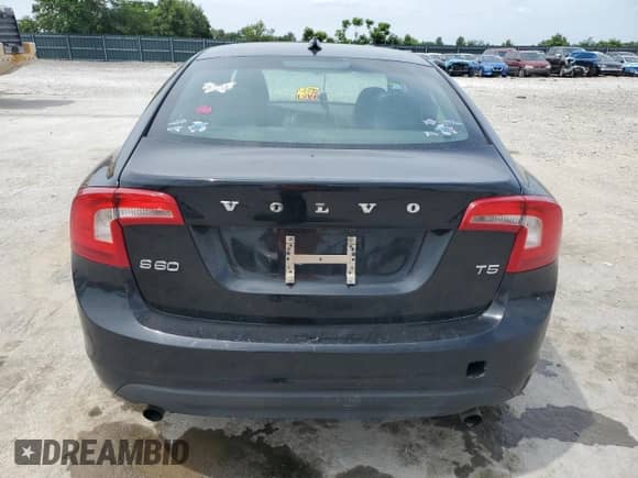 2012 Volvo S60 T5 с VIN YV1622FS7C2045786, выставлен на аукционе Copart как лот 62177595 с пробегом 117 284 миль миль и Списание • Salvage title. История ставок и продаж доступна на DreamBid. Изображение 6.