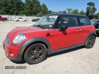 2012 MINI Hardtop with VIN WMWSU3C50CT257648, listed as a Copart auction lot 70802245 with 147,569 mi miles and Salvage title. Bid and sale history available at DreamBid. Image 1.