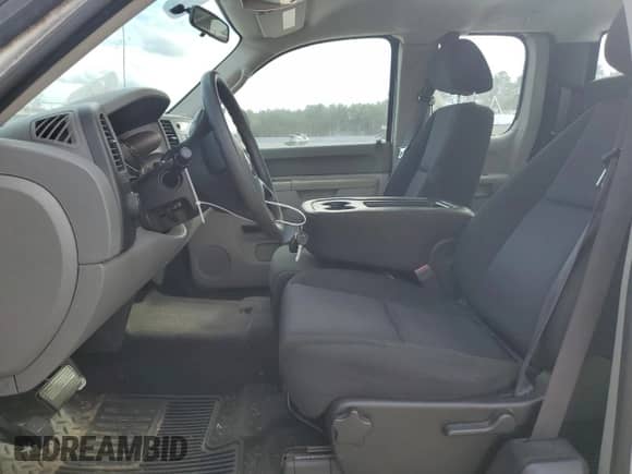 2011 Chevrolet Silverado 2500HD Work Truck with VIN 1GB2CVCG8BZ252894, listed as a Copart auction lot 84492154 with 182,939 mi miles and Clean title. Bid and sale history available at DreamBid. Image 7.