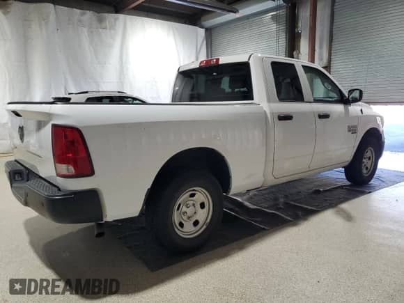 2022 Ram 1500 Tradesman z VIN 1C6RR7FG4NS187224, wystawiony jako Copart lot #85336615 z przebiegiem 28 549 mil mil oraz Czysty tytuł • Clean title. Historia ofert i sprzedaży dostępna na DreamBid. Obrazek 3.