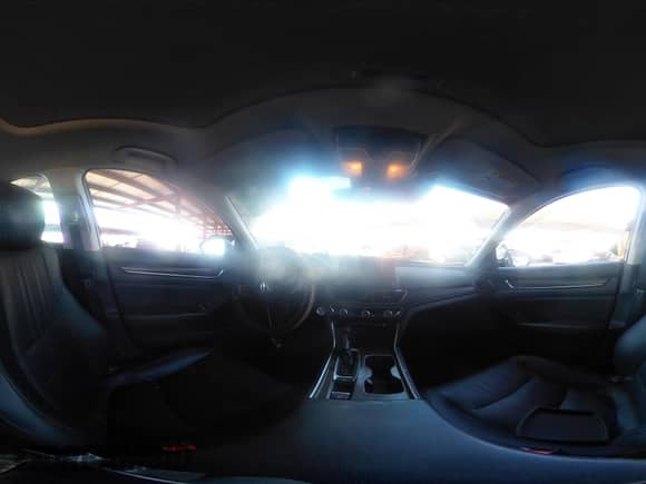 2018 Honda Accord EX-L с VIN 1HGCV1F65JA101712, выставлен на аукционе IAAI как лот 43263852 с пробегом 71 113 миль миль и . История ставок и продаж доступна на DreamBid. Изображение 18.