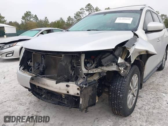 2014 Nissan Pathfinder SV z VIN 5N1AR2MN7EC716214, wystawiony jako IAAI lot #41499952 z przebiegiem 144 283 mil mil oraz . Historia ofert i sprzedaży dostępna na DreamBid. Obrazek 6.