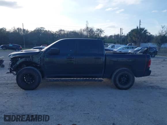 2016 Ram 1500 Rebel с VIN 1C6RR7YT7GS390945, выставлен на аукционе IAAI как лот 41642300 с пробегом 107 558 миль миль и . История ставок и продаж доступна на DreamBid. Изображение 15.