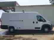 2023 Ram ProMaster Cargo z VIN 3C6MRVJG7PE536680, wystawiony jako IAAI lot #42044422 z przebiegiem 43 424 mil mil oraz . Historia ofert i sprzedaży dostępna na DreamBid. Obrazek 13.