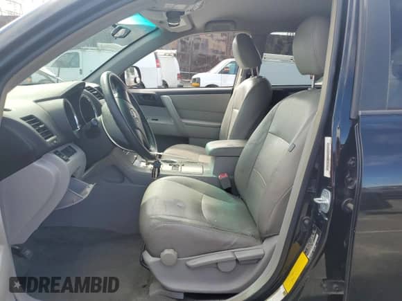 2008 Toyota Highlander z VIN JTEDS41A582019990, wystawiony jako Copart lot #81572495 z przebiegiem 174 517 mil mil oraz Szkoda całkowita • Salvage title. Historia ofert i sprzedaży dostępna na DreamBid. Obrazek 7.