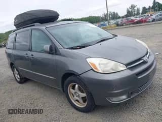 2005 Toyota Sienna XLE z VIN 5TDBA22C75S037172, wystawiony jako IAAI lot #42780720 z przebiegiem 234 698 mil mil oraz . Historia ofert i sprzedaży dostępna na DreamBid. Obrazek 1.