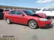 2008 Chevrolet Impala LTZ z VIN 2G1WU583881258172, wystawiony jako Copart lot #69198345 z przebiegiem 121 457 mil mil oraz Szkoda całkowita • Salvage title. Historia ofert i sprzedaży dostępna na DreamBid. Obrazek 4.