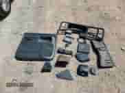 2006 GMC Sierra 1500 SLE1 с VIN 2GTEK13T161198144, выставлен на аукционе Copart как лот 57613985 с пробегом 228 174 миль миль и Списание • Salvage title. История ставок и продаж доступна на DreamBid. Изображение 12.