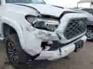 2020 Toyota Tacoma SR5 с VIN 3TMAZ5CN8LM131547, выставлен на аукционе IAAI как лот 43411863 с пробегом 97 412 миль миль и . История ставок и продаж доступна на DreamBid. Изображение 6.