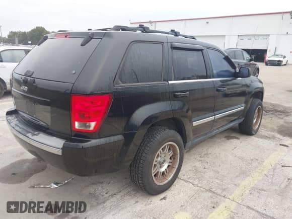 2006 Jeep Grand Cherokee Limited with VIN 1J4HS58N66C182816, listed as a IAAI auction lot 43508950 with Not provided miles and . Bid and sale history available at DreamBid. Image 4.