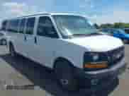 2017 Chevrolet Express Passenger LS с VIN 1GAZGNFF9H1184588, выставлен на аукционе IAAI как лот 42600170 с пробегом 430 992 миль миль и . История ставок и продаж доступна на DreamBid. Изображение 1.