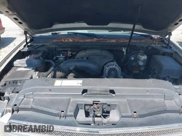 2007 Chevrolet Tahoe LT with VIN 1GNFC130X7R358173, listed as a IAAI auction lot 42840739 with Not provided miles and . Bid and sale history available at DreamBid. Image 10.