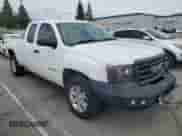 2007 GMC Sierra 1500 SLE1 with VIN 1GTEC19C27Z508489, listed as a Copart auction lot 56066675 with 158,143 mi miles and Salvage title. Bid and sale history available at DreamBid. Image 4.
