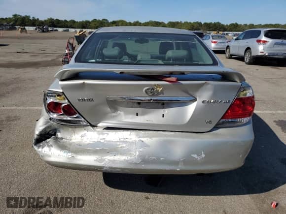 2005 Toyota Camry XLE with VIN 4T1BF30K05U595874, listed as a Copart auction lot 84923435 with 194,695 mi miles and Salvage title. Bid and sale history available at DreamBid. Image 6.