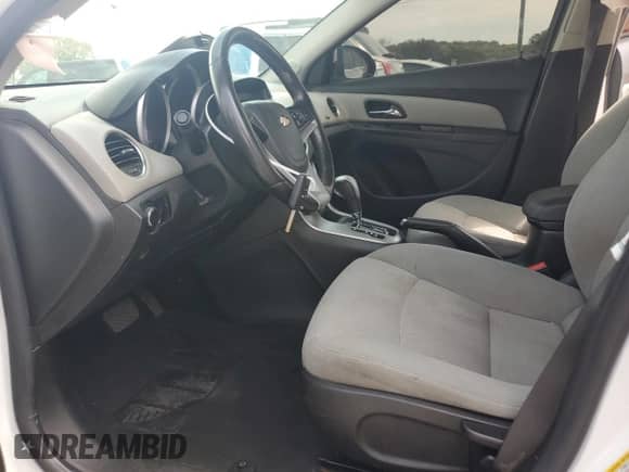 2013 Chevrolet Cruze 1LT с VIN 1G1PC5SB5D7299721, выставлен на аукционе Copart как лот 72085575 с пробегом 143 281 миль миль и Чистый • Clean title. История ставок и продаж доступна на DreamBid. Изображение 7.