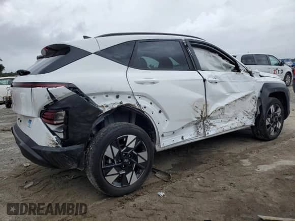 2024 Hyundai Kona SEL with VIN KM8HCCAB1RU159817, listed as a Copart auction lot 71210074 with 4,957 mi miles and Non repairable. Bid and sale history available at DreamBid. Image 3.