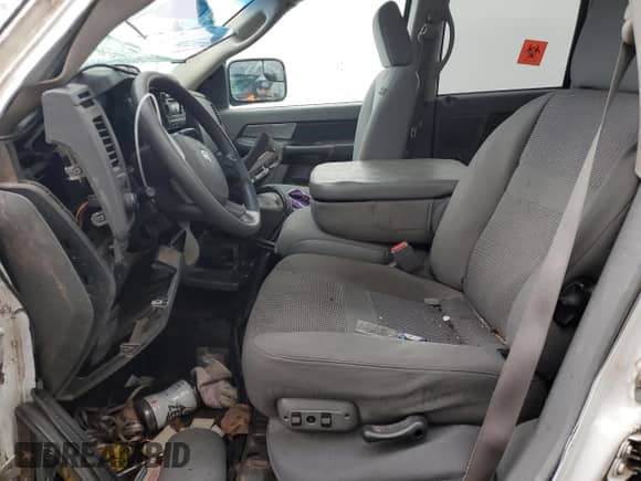 2008 Dodge 3500 SLT с VIN 3D7MX38A88G139124, выставлен на аукционе Copart как лот 81961954 с пробегом Не указан миль и Списание • Salvage title. История ставок и продаж доступна на DreamBid. Изображение 7.