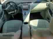 2013 Toyota Prius One z VIN JTDKN3DU9D5657302, wystawiony jako Copart lot #80533905 z przebiegiem 146 564 mil mil oraz Szkoda całkowita • Salvage title. Historia ofert i sprzedaży dostępna na DreamBid. Obrazek 8.