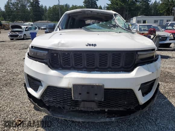 2023 Jeep Grand Cherokee Limited с VIN 1C4RJHBG2PC574959, выставлен на аукционе Copart как лот 59325165 с пробегом 42 388 миль миль и Списание • Salvage title. История ставок и продаж доступна на DreamBid. Изображение 5.