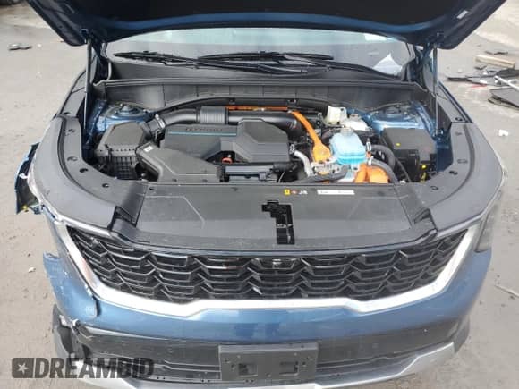 2025 Kia Sorento SX Prestige with VIN KNDRMDJH2S5299570, listed as a Copart auction lot 82481984 with 4,325 mi miles and Salvage title. Bid and sale history available at DreamBid. Image 14.