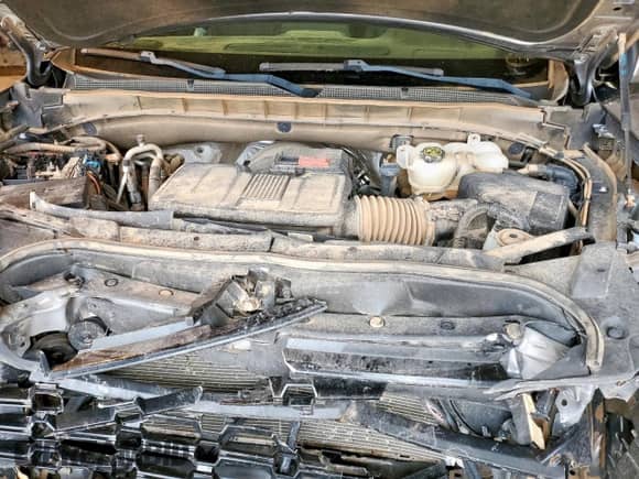 2022 Chevrolet Tahoe Commercial with VIN 1GNSCLED8NR264512, listed as a Copart auction lot 71120475 with 15,902 mi miles and Salvage title. Bid and sale history available at DreamBid. Image 12.