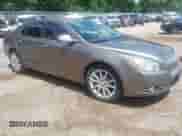 2012 Chevrolet Malibu LTZ z VIN 1G1ZG5E73CF146618, wystawiony jako IAAI lot #42333042 z przebiegiem 192 772 mil mil oraz . Historia ofert i sprzedaży dostępna na DreamBid. Obrazek 1.