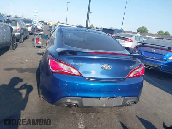 2016 Hyundai Genesis Coupe R-Spec с VIN KMHHU6KJ2GU136449, выставлен на аукционе IAAI как лот 42732662 с пробегом 150 732 миль миль и . История ставок и продаж доступна на DreamBid. Изображение 17.