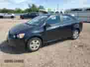 2015 Chevrolet Sonic LS с VIN 1G1JA5SH3F4126459, выставлен на аукционе Copart как лот 70546655 с пробегом 68 549 миль миль и Списание • Salvage title. История ставок и продаж доступна на DreamBid. Изображение 1.