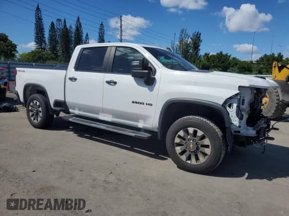2024 Chevrolet Silverado 2500HD Custom с VIN 2GC4YMEY5R1116716, выставлен на аукционе Copart как лот 84232615 с пробегом 201 897 миль миль и Списание • Salvage title. История ставок и продаж доступна на DreamBid. Изображение 4.