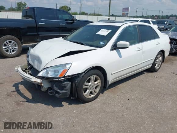 2006 Honda Accord EX-L with VIN 1HGCM56846A185024, listed as a IAAI auction lot 43207396 with 162,722 mi miles and . Bid and sale history available at DreamBid. Image 18.