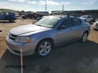 2013 Dodge Avenger SE z VIN 1C3CDZAB9DN625368, wystawiony jako Copart lot #71287444 z przebiegiem 113 995 mil mil oraz Szkoda całkowita • Salvage title. Historia ofert i sprzedaży dostępna na DreamBid. Obrazek 1.