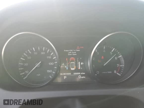 2016 Land Rover Discovery Sport SE with VIN SALCP2BG4GH616352, listed as a Copart auction lot 62548115 with 86,886 mi miles and Salvage title. Bid and sale history available at DreamBid. Image 9.